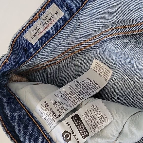 Levi's 501 Womens Jeans 26 Waist 30 Length Leather Patch Big L Tag 100% cotton - Picture 6 of 11